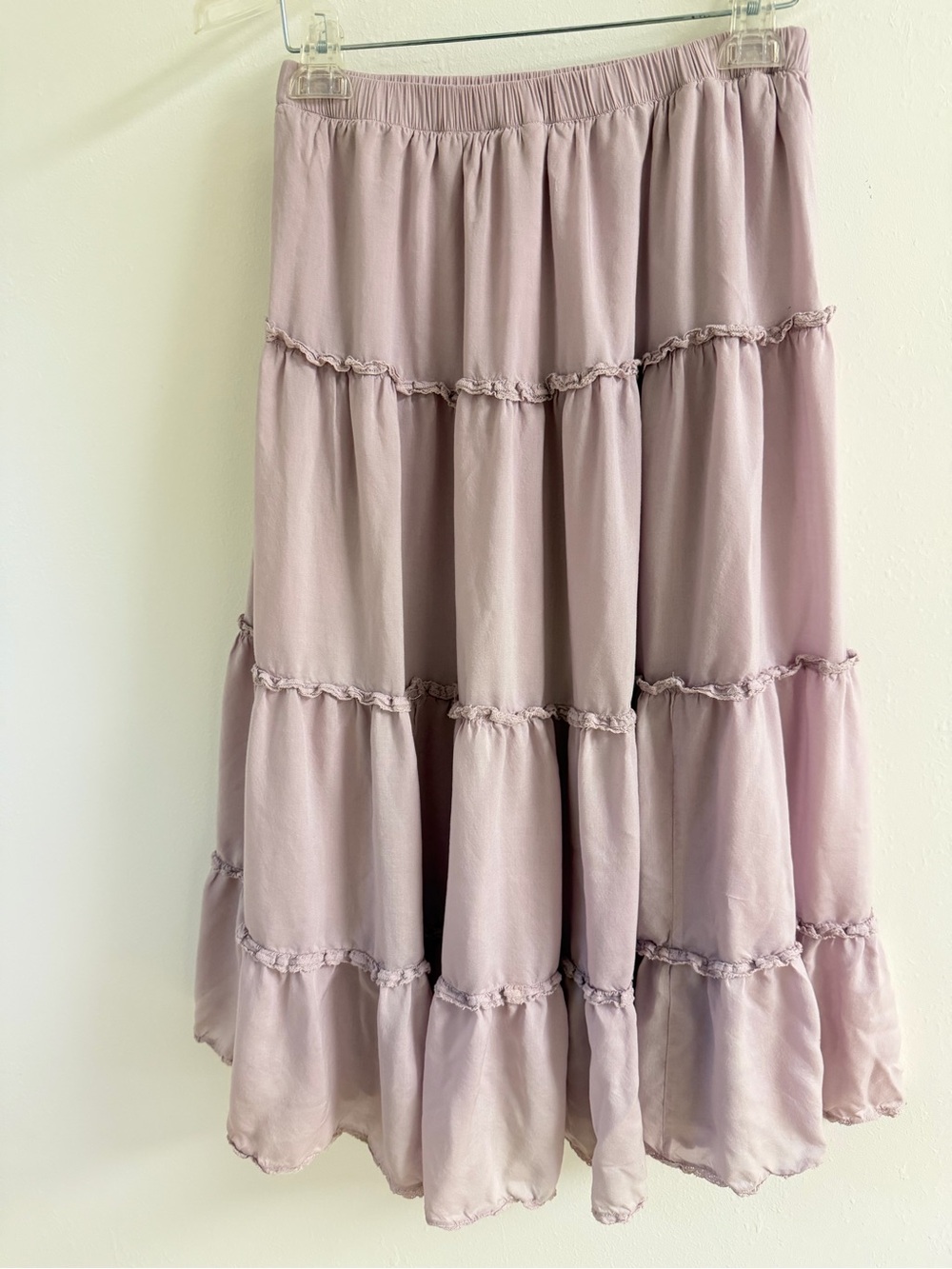 Aritzia Wilfred Lavender Tiered Midi Skirt - Picture 2 of 4
